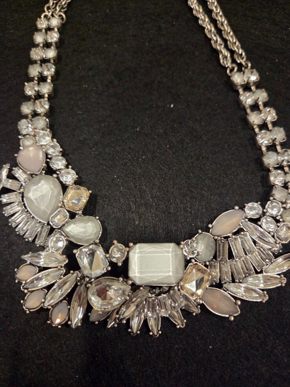 Amazing loft vintage statement necklace with rhinestones dramatically beautiful!